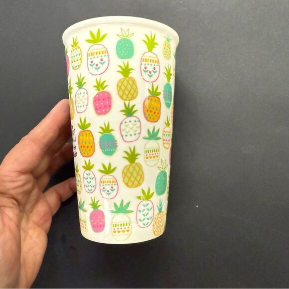 Natural Life gold pineapple stand tall wear a crown Ceramic coffee tea cocoa Cup - Picture 8 of 9